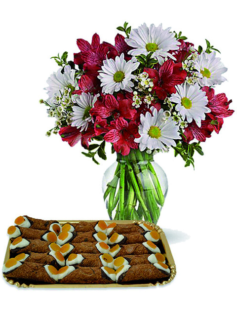 Margherite con alstroemerie e cannoli